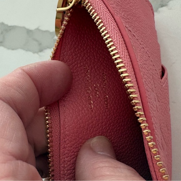 Louis Vuitton Rose Card Case with Gold Charm - Picture 5 of 5